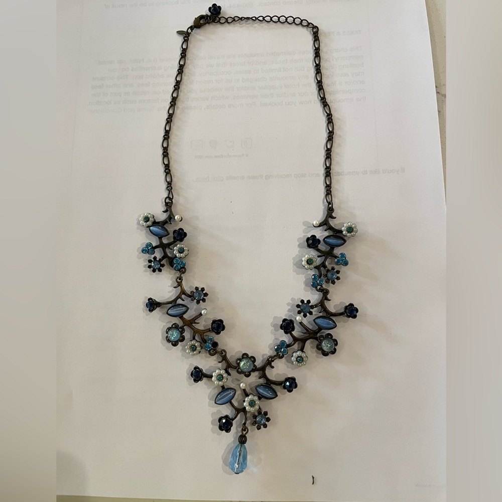 Avon antique bronze 18” necklace